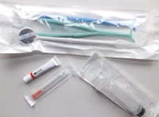 Zahnreparatur-Set mit Cavit™, Behandlungsset, Spritze, Spülkanüle (GP: 1707,14€/1 kg)