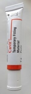 Cavit™ Provisorische Zahnfüllung Zahnkleber Tube 7g (GP: 985,71€ je 1 kg)